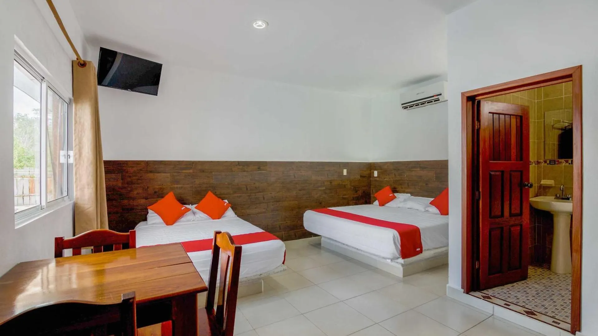 Oyo Hotel Palma Real Tulum 4*,  Mexiko